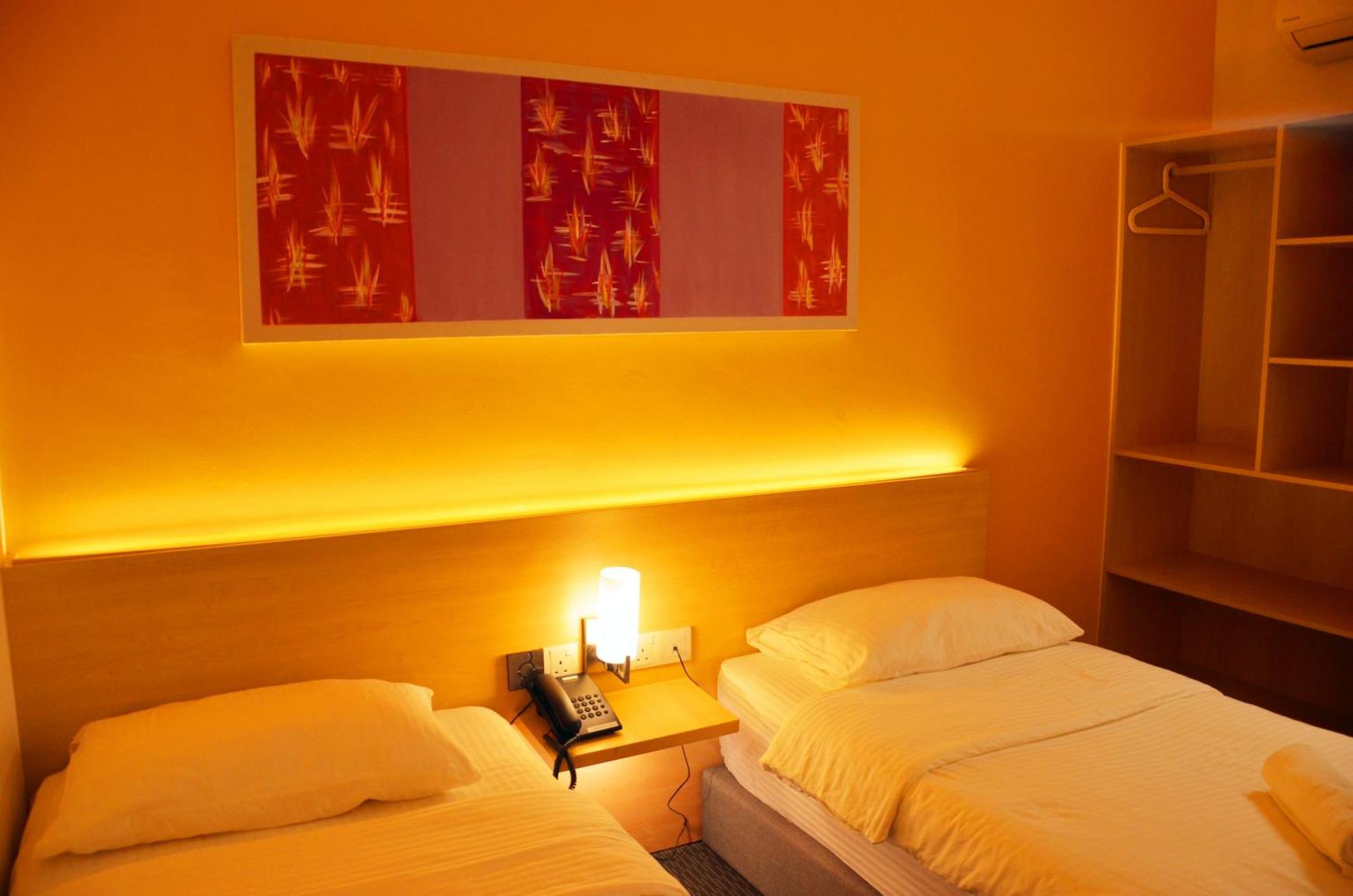 Hotel Jeti Tg Gemok Padang Endau Exterior foto